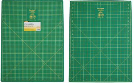Omnigrid Double Sided Cutting Mat - Green with Yellow Grid 18